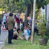 DISKUMI melaksanakan Indonesia Gerakan ASRI di sekitar halaman kantor